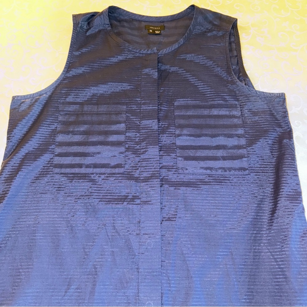 Theory Navy Blue Sleeveless Button Up Blouse - Picture 8 of 16